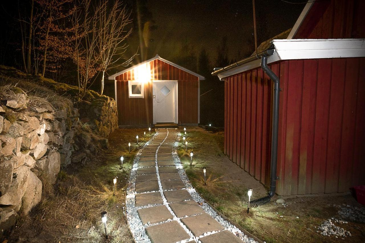 Skogsstuga I Bassholma Vila Munka-Ljungby Exterior foto